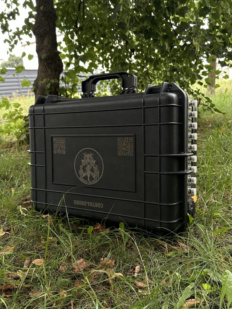 Contra-drone 9M (400-1200МHz, 1500-1700MHz, 2000-2750МHz)